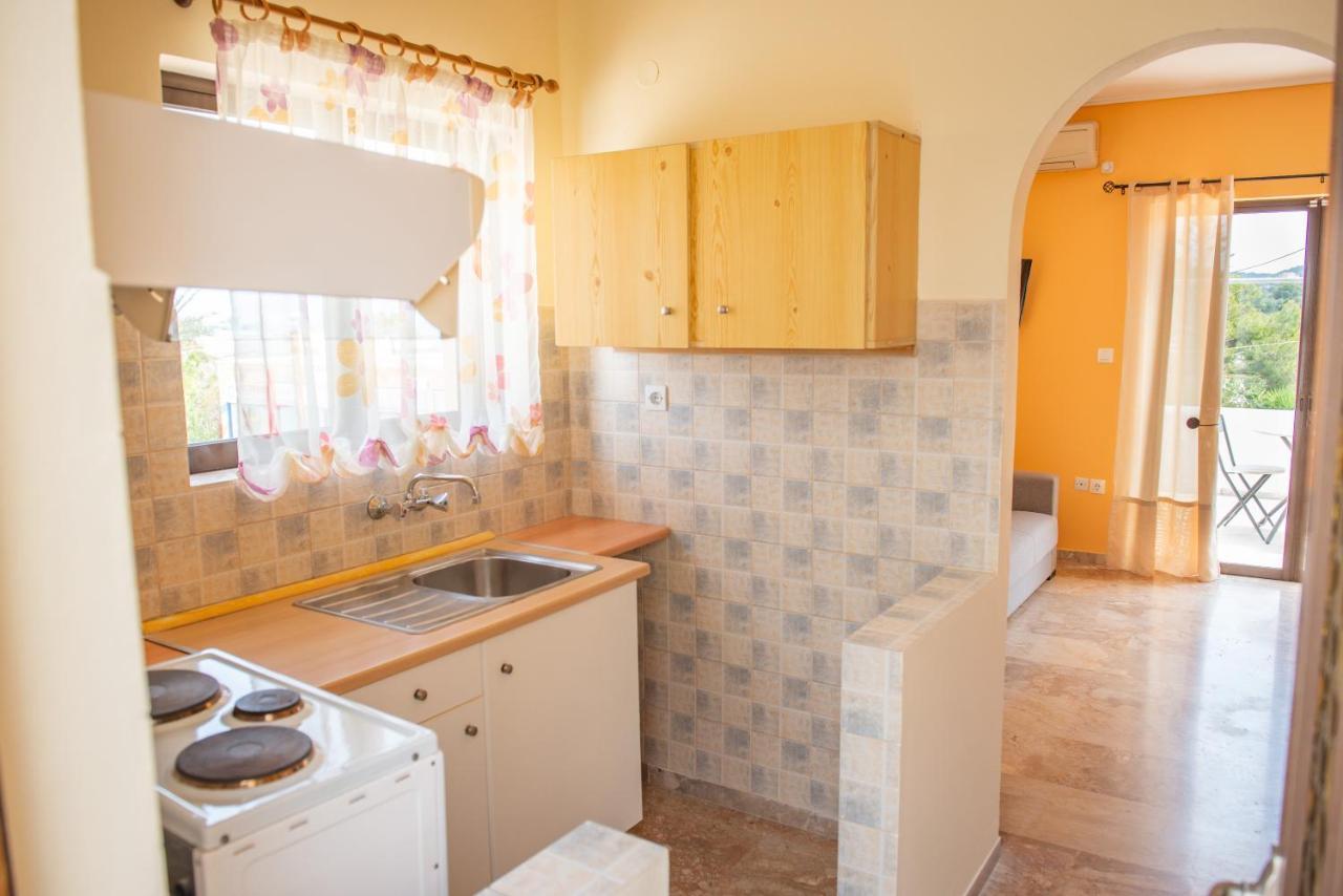 Aristotelis Apartments Vathi  Bagian luar foto