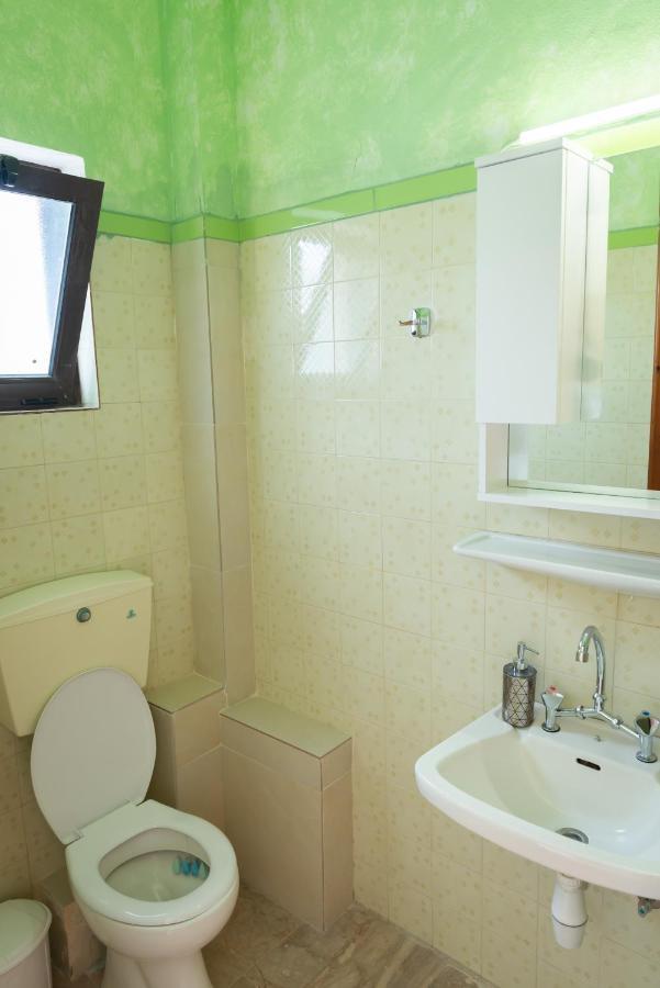 Aristotelis Apartments Vathi  Bagian luar foto